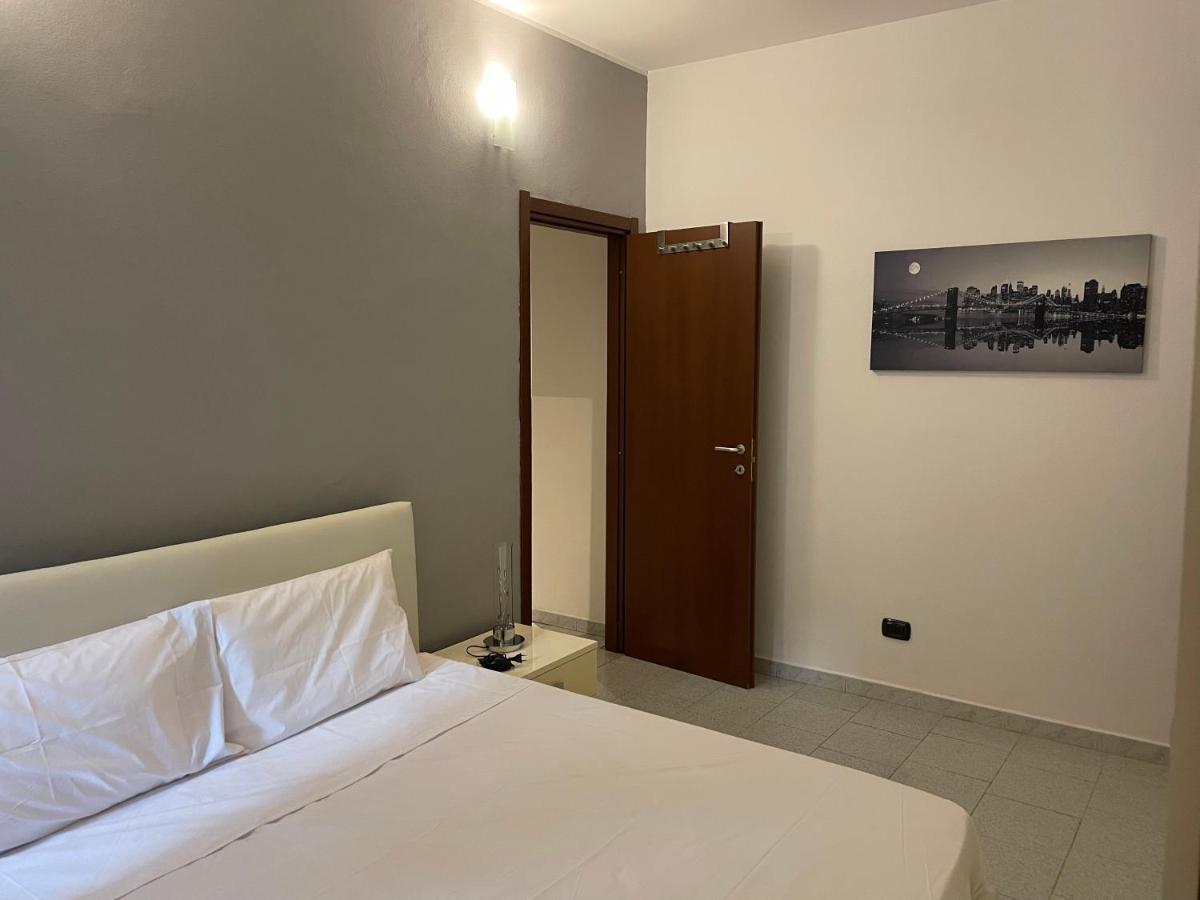 King Milano Apartments San Giuliano Milanese Exterior foto